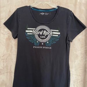 Hard Rock Cafe Pigeon Forge T-shirt.